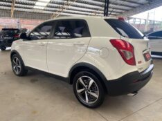 SSANGYONG KORANDO 2.0 16V TURBO DIESEL AWD AT 2012 2017/2018 LAVENDA VEÍCULOS ARROIO DO MEIO / Carros no Vale