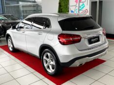 MERCEDES-BENZ GLA 200 ADVANCE 1.6 TURBO 2019/2019 DUARTE VEÍCULOS PORTO ALEGRE / Carros no Vale
