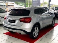 MERCEDES-BENZ GLA 200 ADVANCE 1.6 TURBO 2019/2019 DUARTE VEÍCULOS PORTO ALEGRE / Carros no Vale