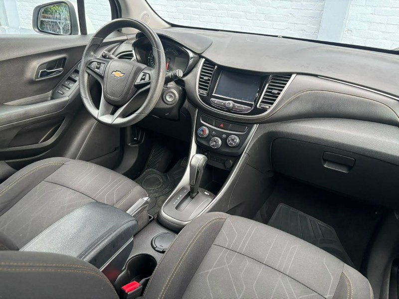 CHEVROLET TRACKER LT 1.4 /2018 RT 811 VEÍCULOS ARROIO DO MEIO / Carros no Vale