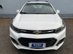 CHEVROLET TRACKER LT 1.4 /2018 RT 811 VEÍCULOS ARROIO DO MEIO / Carros no Vale