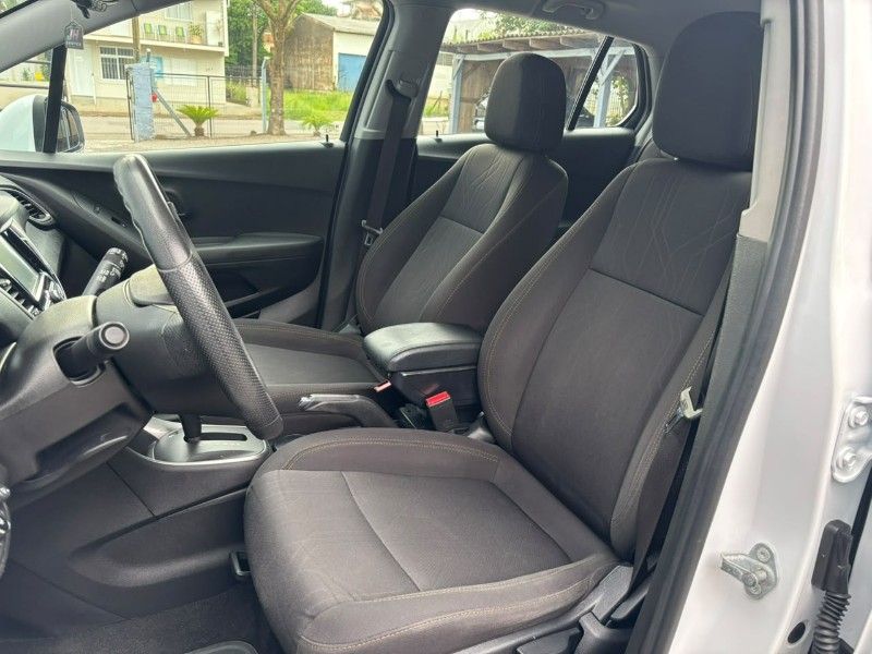 CHEVROLET TRACKER LT 1.4 /2018 RT 811 VEÍCULOS ARROIO DO MEIO / Carros no Vale