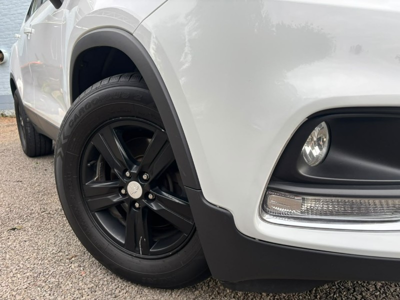 CHEVROLET TRACKER LT 1.4 /2018 RT 811 VEÍCULOS ARROIO DO MEIO / Carros no Vale