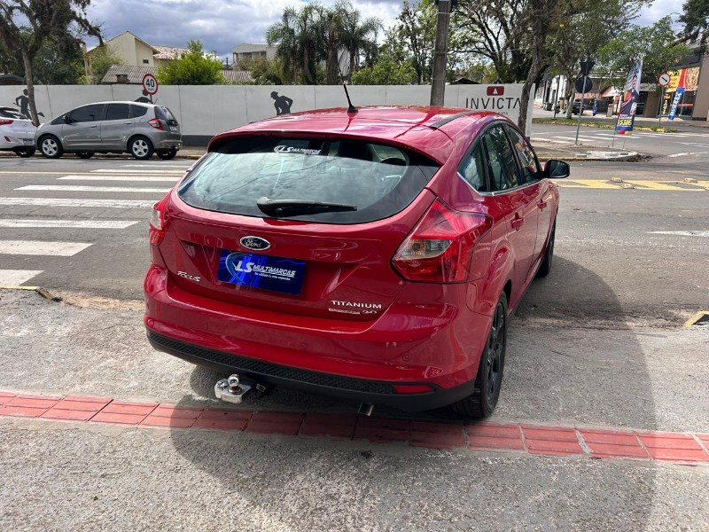 FORD FOCUS TITA/TITA PLUS 2.0 FLEX 5P AUT. 2014/2014 LS MULTIMARCAS VENÂNCIO AIRES / Carros no Vale FORD FOCUS TITA/TITA PLUS 2.0 FLEX 5P AUT. 2014/2014 LS MULTIMARCAS VENÂNCIO AIRES / Carros no Vale