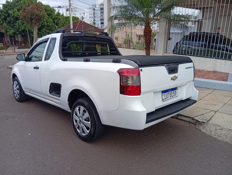 CHEVROLET MONTANA LS 1.4 2013/2014 ALTERNATIVA VEÍCULOS LAJEADO / Carros no Vale
