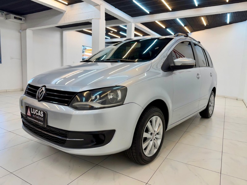 VOLKSWAGEN SPACEFOX 1.6 2011/2011 LUCAS AUTOMÓVEIS BOM RETIRO DO SUL / Carros no Vale VOLKSWAGEN SPACEFOX 1.6 2011/2011 LUCAS AUTOMÓVEIS BOM RETIRO DO SUL / Carros no Vale