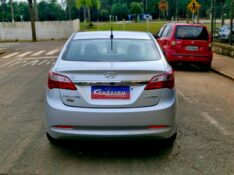 HYUNDAI HB20S 1.6 COMFORT PLUS 16V 2013/2014 CRUZEIRO MULTIMARCAS CRUZEIRO DO SUL / Carros no Vale