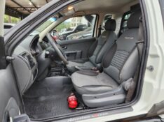 FIAT STRADA ADVENTURE LOCKER 1.8 CE 2013/2013 TS VEÍCULOS ANTA GORDA / Carros no Vale
