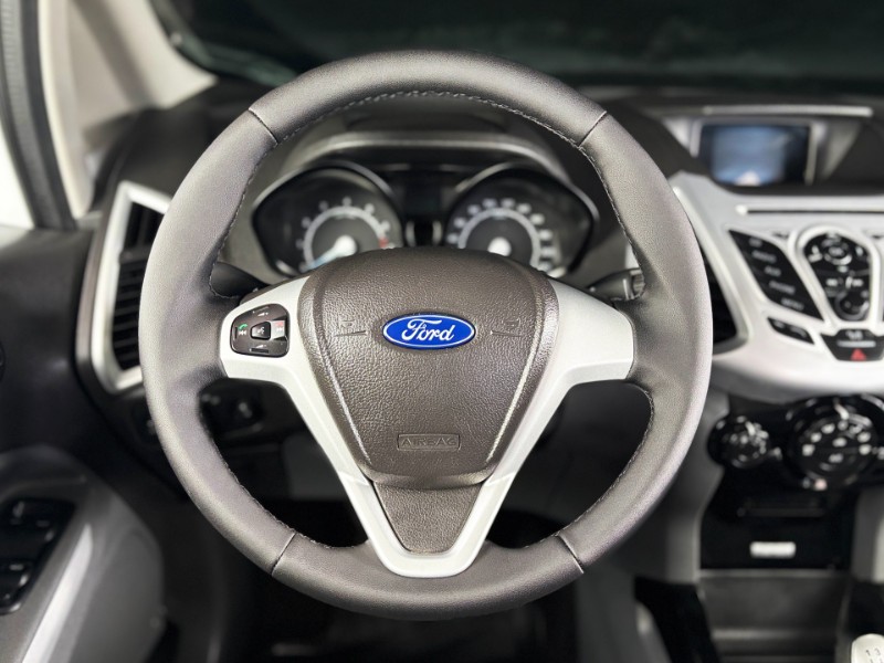 FORD ECOSPORT FREESTYLE 1.6 16V FLEX 5P 2014/2014 DUARTE VEÍCULOS PORTO ALEGRE / Carros no Vale