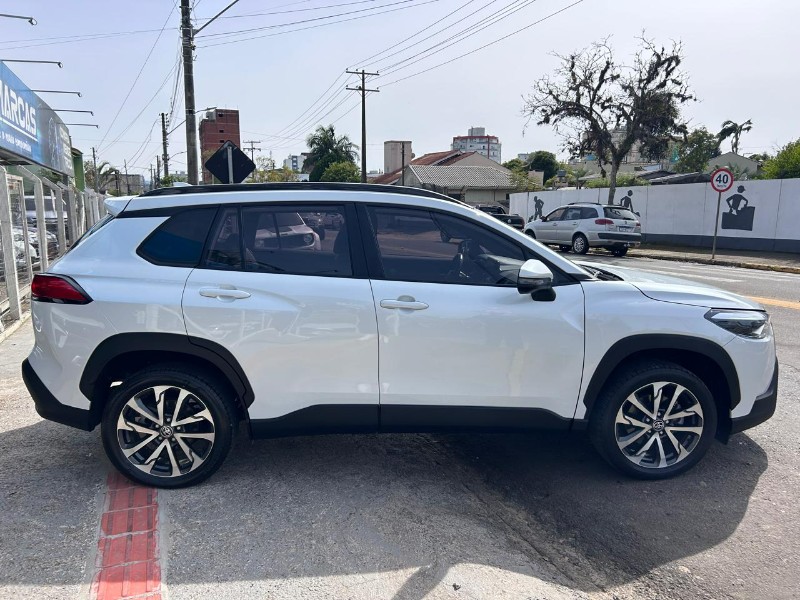 TOYOTA COROLLA CROSS XRE 2.0 16V FLEX AUT. 2023/2023 LS MULTIMARCAS VENÂNCIO AIRES / Carros no Vale TOYOTA COROLLA CROSS XRE 2.0 16V FLEX AUT. 2023/2023 LS MULTIMARCAS VENÂNCIO AIRES / Carros no Vale