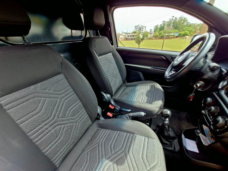 FIAT FIORINO 1.4 ENDURANCE EVO 8V 2021/2022 CRUZEIRO MULTIMARCAS CRUZEIRO DO SUL / Carros no Vale