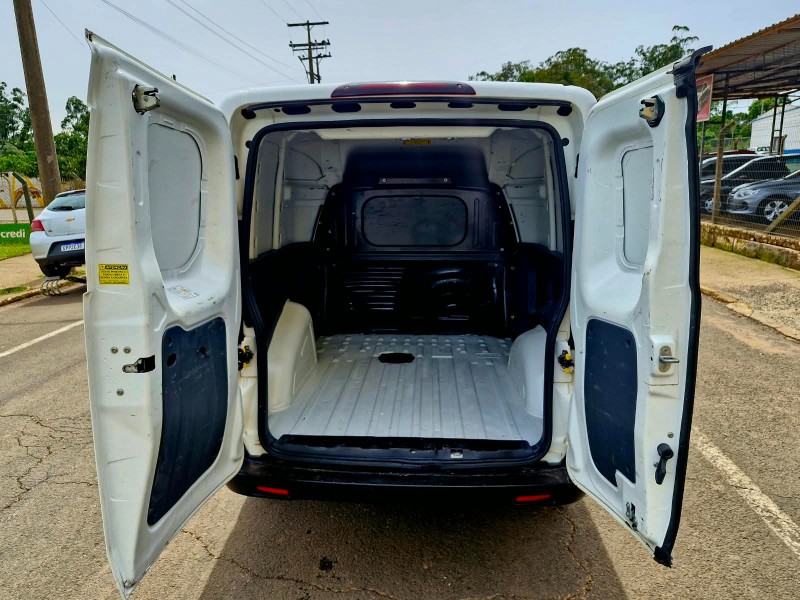 FIAT FIORINO 1.4 ENDURANCE EVO 8V 2021/2022 CRUZEIRO MULTIMARCAS CRUZEIRO DO SUL / Carros no Vale