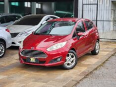FORD FIESTA 1.6 SE 2013/2014 TS VEÍCULOS ANTA GORDA / Carros no Vale