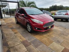 FORD FIESTA 1.6 SE 2013/2014 TS VEÍCULOS ANTA GORDA / Carros no Vale