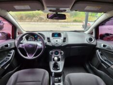 FORD FIESTA 1.6 SE 2013/2014 TS VEÍCULOS ANTA GORDA / Carros no Vale