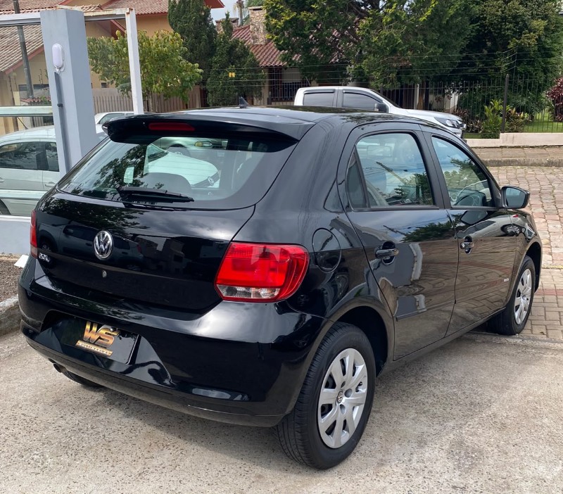 VOLKSWAGEN GOL (NOVO) 1.0 MI TOTAL FLEX 8V 4P 2014/2014 WS MULTIMARCAS VENÂNCIO AIRES / Carros no Vale