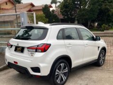 MITSUBISHI OUTLANDER SPORT 2.0 MIVEC FLEX HPE AUTOMÁTICO 2022/2022 WS MULTIMARCAS VENÂNCIO AIRES / Carros no Vale