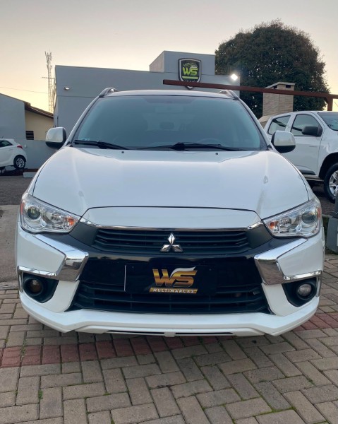 MITSUBISHI ASX 2.0 16V 160CV AT 2017/2017 WS MULTIMARCAS VENÂNCIO AIRES / Carros no Vale MITSUBISHI ASX 2.0 16V 160CV AT 2017/2017 WS MULTIMARCAS VENÂNCIO AIRES / Carros no Vale