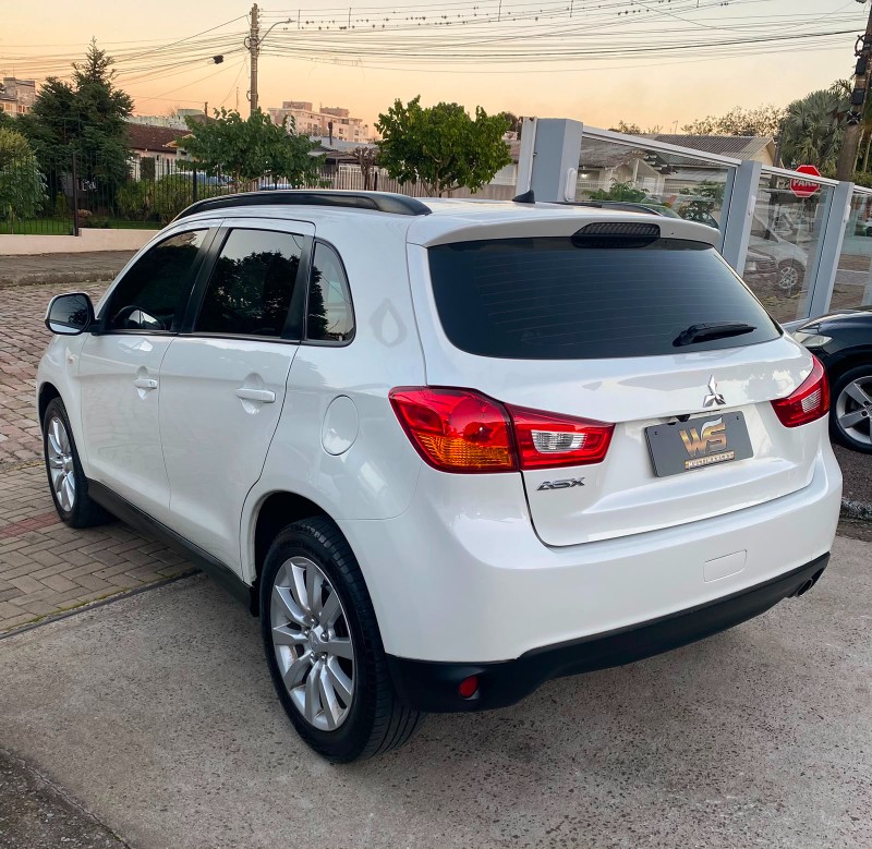 MITSUBISHI ASX 2.0 16V 160CV AT 2017/2017 WS MULTIMARCAS VENÂNCIO AIRES / Carros no Vale MITSUBISHI ASX 2.0 16V 160CV AT 2017/2017 WS MULTIMARCAS VENÂNCIO AIRES / Carros no Vale