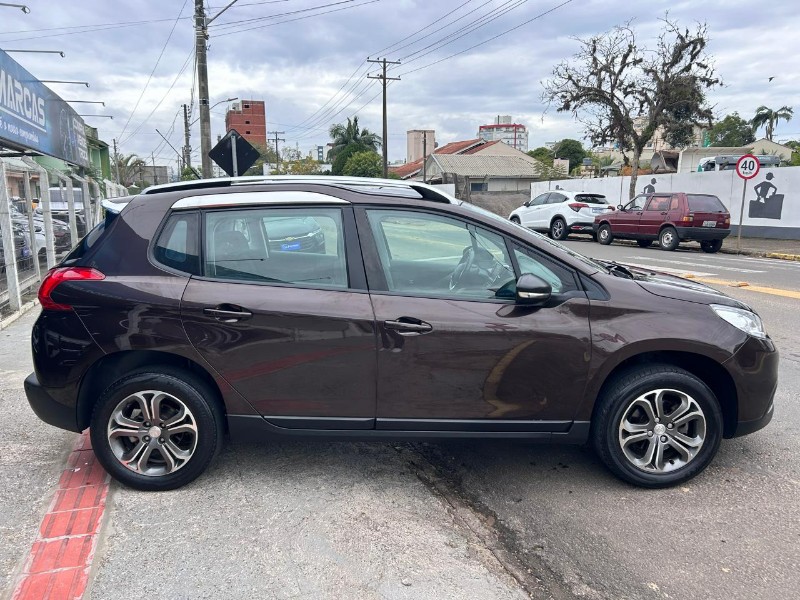 PEUGEOT 2008 ALLURE 1.6 16V MEC. 2017/2017 LS MULTIMARCAS VENÂNCIO AIRES / Carros no Vale
