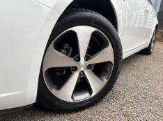 CHEVROLET CRUZE LT /2014 RT 811 VEÍCULOS ARROIO DO MEIO / Carros no Vale