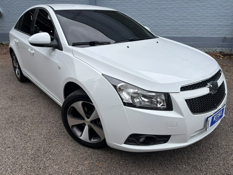 CHEVROLET CRUZE LT /2014 RT 811 VEÍCULOS ARROIO DO MEIO / Carros no Vale