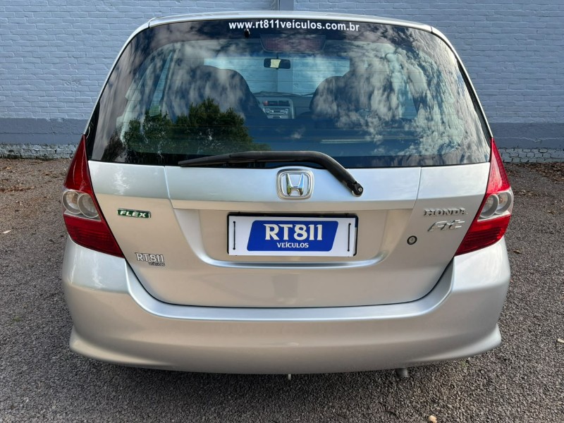 HONDA FIT LX /2008 RT 811 VEÍCULOS ARROIO DO MEIO / Carros no Vale HONDA FIT LX /2008 RT 811 VEÍCULOS ARROIO DO MEIO / Carros no Vale