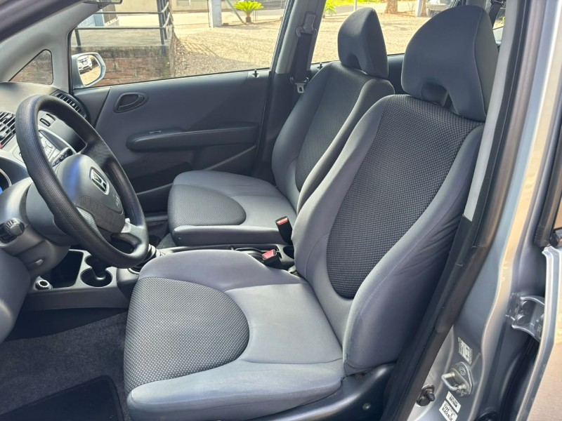 HONDA FIT LX /2008 RT 811 VEÍCULOS ARROIO DO MEIO / Carros no Vale HONDA FIT LX /2008 RT 811 VEÍCULOS ARROIO DO MEIO / Carros no Vale