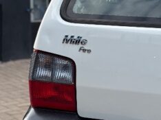 FIAT UNO MILLE 1.0 FIRE/ F.FLEX/ ECONOMY 4P 2011/2011 NEURI VEÍCULOS LAJEADO / Carros no Vale