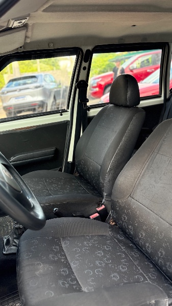 FIAT UNO MILLE 1.0 FIRE/ F.FLEX/ ECONOMY 4P 2011/2011 NEURI VEÍCULOS LAJEADO / Carros no Vale