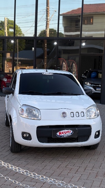 FIAT UNO 1.0 8V VIVACE 2013 2013/2013 NEURI VEÍCULOS LAJEADO / Carros no Vale