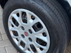FIAT UNO 1.0 8V VIVACE 2013 2013/2013 NEURI VEÍCULOS LAJEADO / Carros no Vale