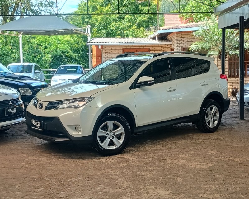 TOYOTA RAV4 2.5 4X4 16V GASOLINA 4P AUTOMÁTICO 2012/2013 RICARDO VEÍCULOS TEUTÔNIA / Carros no Vale