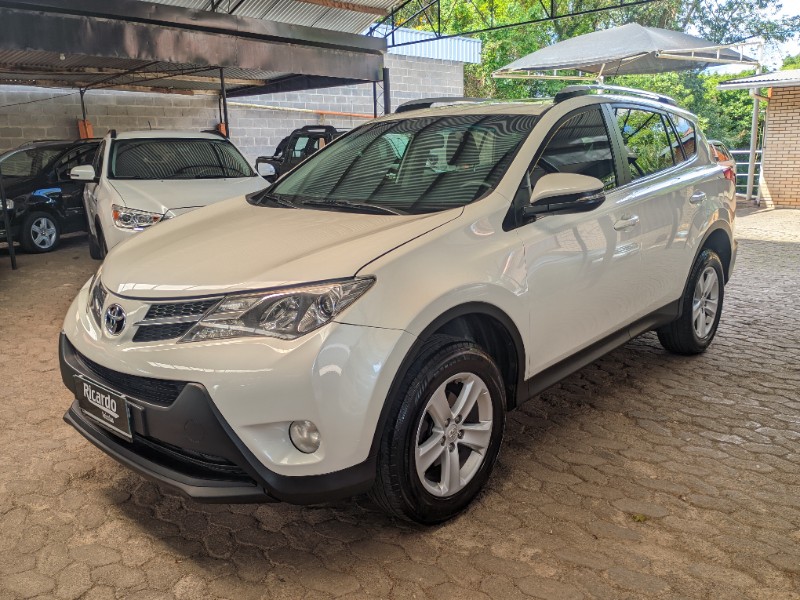 TOYOTA RAV4 2.5 4X4 16V GASOLINA 4P AUTOMÁTICO 2012/2013 RICARDO VEÍCULOS TEUTÔNIA / Carros no Vale