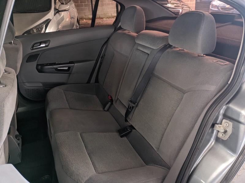 CHEVROLET VECTRA 2.0 ELEGANCE 8V 2010/2011 RICARDO VEÍCULOS TEUTÔNIA / Carros no Vale