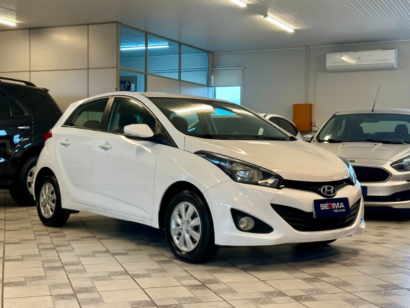 HYUNDAI HB20 COMFORT STYLE 1.0 2014/2014 SÉTIMA VEÍCULOS GUAPORÉ / Carros no Vale