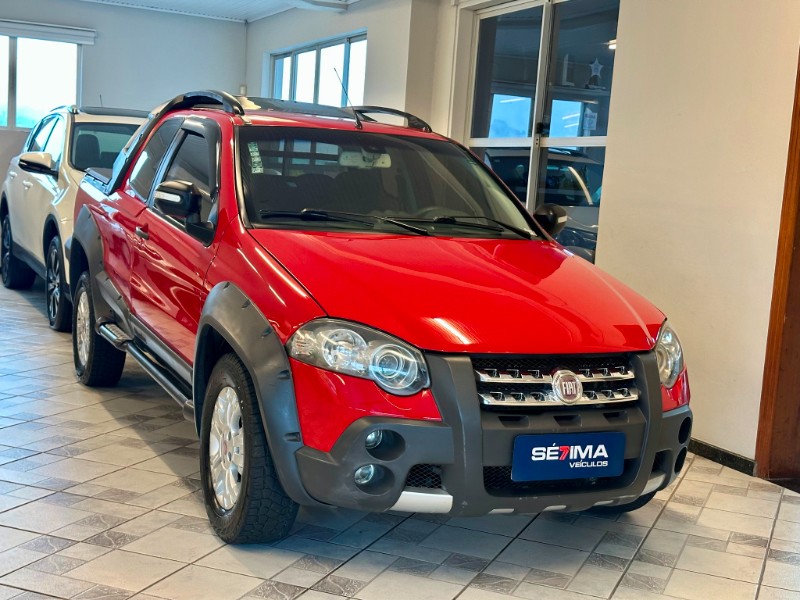 FIAT STRADA ADVENTURE 1.8 CD 2011/2012 SÉTIMA VEÍCULOS GUAPORÉ / Carros no Vale