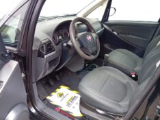 FIAT IDEA ATRACTIVE 1.4 2011/2012 ALTERNATIVA VEÍCULOS LAJEADO / Carros no Vale