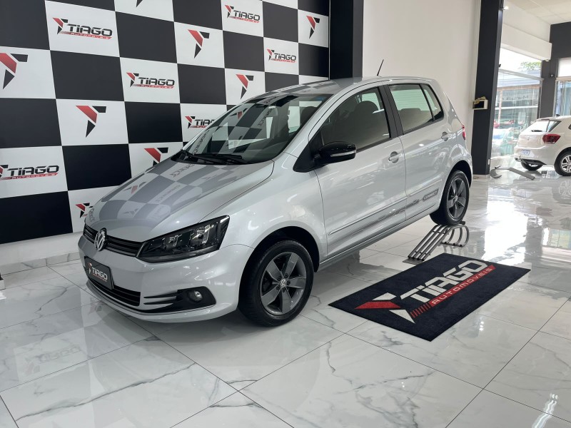VOLKSWAGEN FOX 1.6 CONNECT 8V 2021/2021 TIAGO AUTOMÓVEIS VENÂNCIO AIRES / Carros no Vale