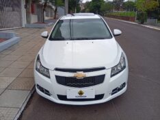 CHEVROLET CRUZE LTZ HB 2013/2014 ALTERNATIVA VEÍCULOS LAJEADO / Carros no Vale