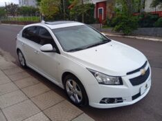 CHEVROLET CRUZE LTZ HB 2013/2014 ALTERNATIVA VEÍCULOS LAJEADO / Carros no Vale