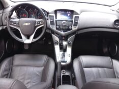 CHEVROLET CRUZE LTZ HB 2013/2014 ALTERNATIVA VEÍCULOS LAJEADO / Carros no Vale