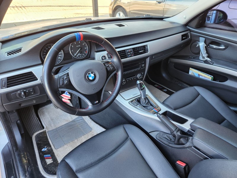 BMW 320i 2.0 2007/2008 TS VEÍCULOS ANTA GORDA / Carros no Vale