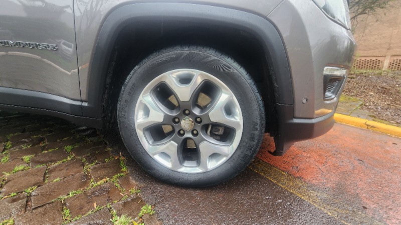 JEEP COMPASS 2.0 16V LONGITUDE 2019/2020 FERNANDO AUTOMÓVEIS | REVENDA DE CARROS ARROIO DO MEIO ARROIO DO MEIO / Carros no Vale JEEP COMPASS 2.0 16V LONGITUDE 2019/2020 FERNANDO AUTOMÓVEIS | REVENDA DE CARROS ARROIO DO MEIO ARROIO DO MEIO / Carros no Vale