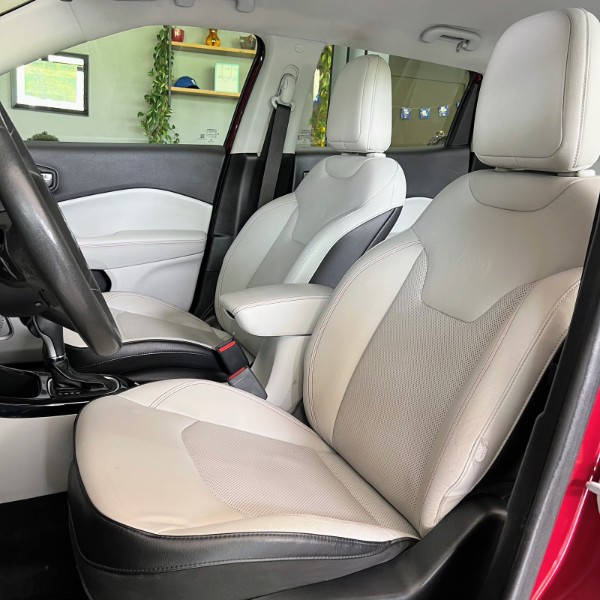 JEEP COMPASS LIMITED HIGH TECH 2.0 4X2 2018/2018 JOÃO CARROS MULTIMARCAS GUAPORÉ / Carros no Vale JEEP COMPASS LIMITED HIGH TECH 2.0 4X2 2018/2018 JOÃO CARROS MULTIMARCAS GUAPORÉ / Carros no Vale