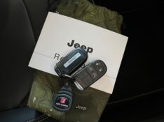 JEEP RENEGADE S T270 1.3 TB 4X4 2022/2022 JOÃO CARROS MULTIMARCAS GUAPORÉ / Carros no Vale