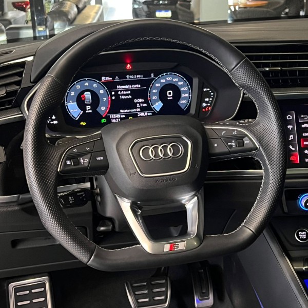 AUDI Q3 SPB PERF BLACK 2.0 TFSI TIPT QUAT. 2025/2025 JOÃO CARROS MULTIMARCAS GUAPORÉ / Carros no Vale