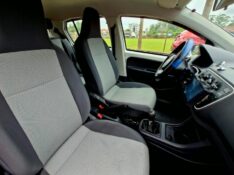 VOLKSWAGEN UP! TAKE 1.0 TOTAL FLEX 12V 5P 2015/2015 CRUZEIRO MULTIMARCAS CRUZEIRO DO SUL / Carros no Vale
