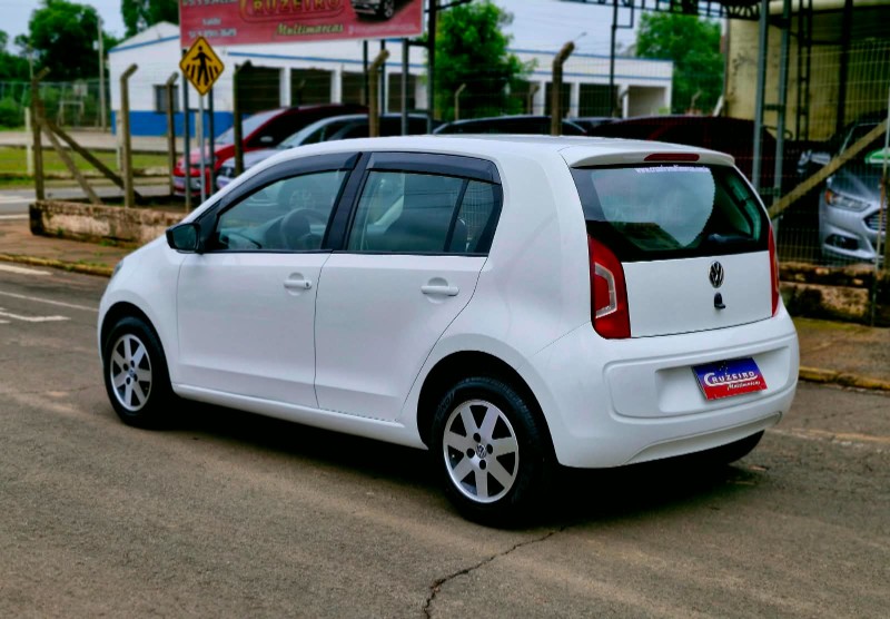 VOLKSWAGEN UP! TAKE 1.0 TOTAL FLEX 12V 5P 2015/2015 CRUZEIRO MULTIMARCAS CRUZEIRO DO SUL / Carros no Vale
