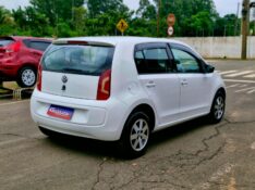 VOLKSWAGEN UP! TAKE 1.0 TOTAL FLEX 12V 5P 2015/2015 CRUZEIRO MULTIMARCAS CRUZEIRO DO SUL / Carros no Vale